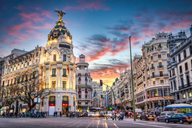 Piso Madrid Centro 5 Min Andando Gran Via Apartment Екстериор снимка